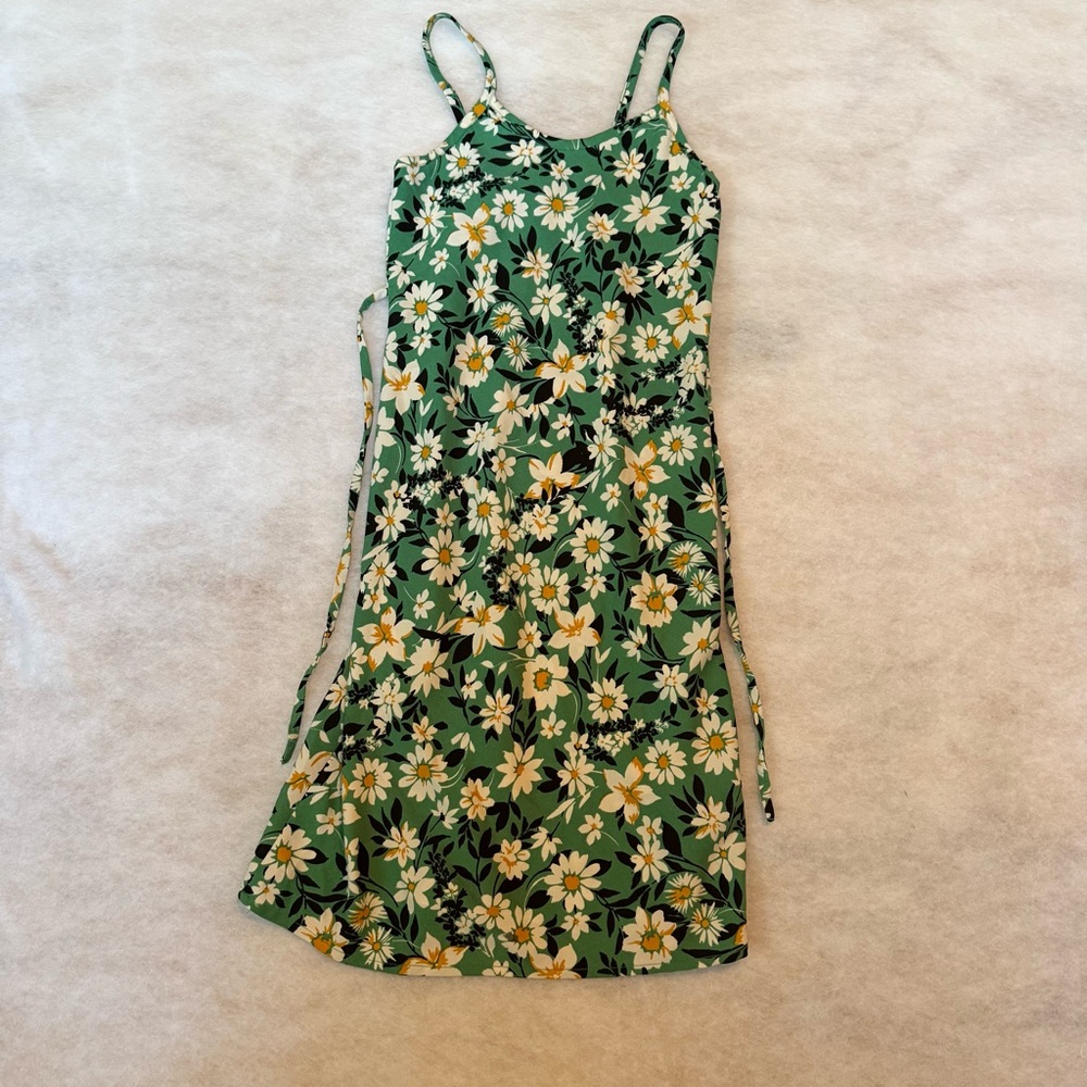 Speechless Green Floral Daisy Spaghetti Strap Dress Size 7 Side Tie Sundress